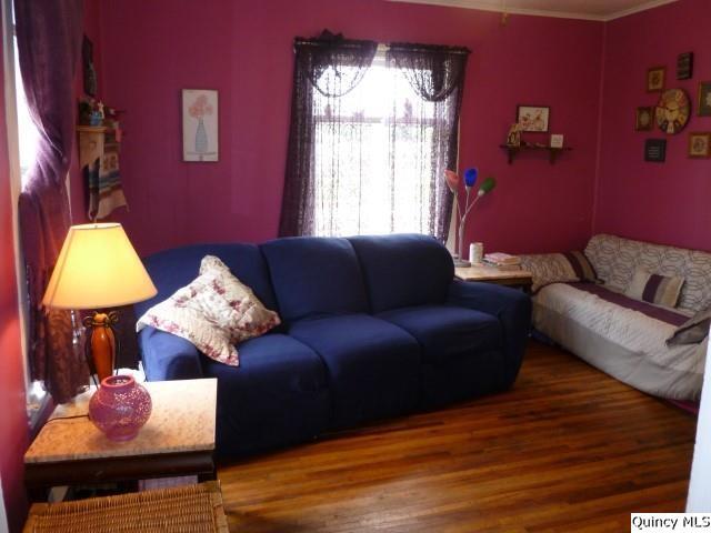 105 West 3rd Avenue La Harpe, IL 61450 - Photo 12 of 36