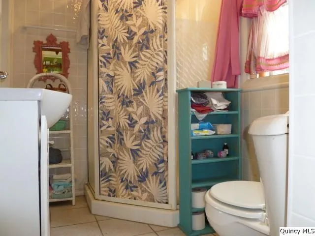 $45,000 | 105 West 3rd Avenue, La Harpe, IL 61450