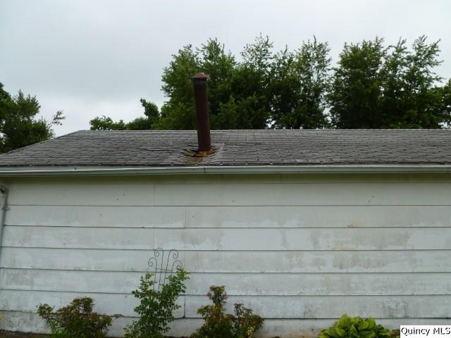 105 West 3rd Avenue La Harpe, IL 61450 - Photo 34 of 36