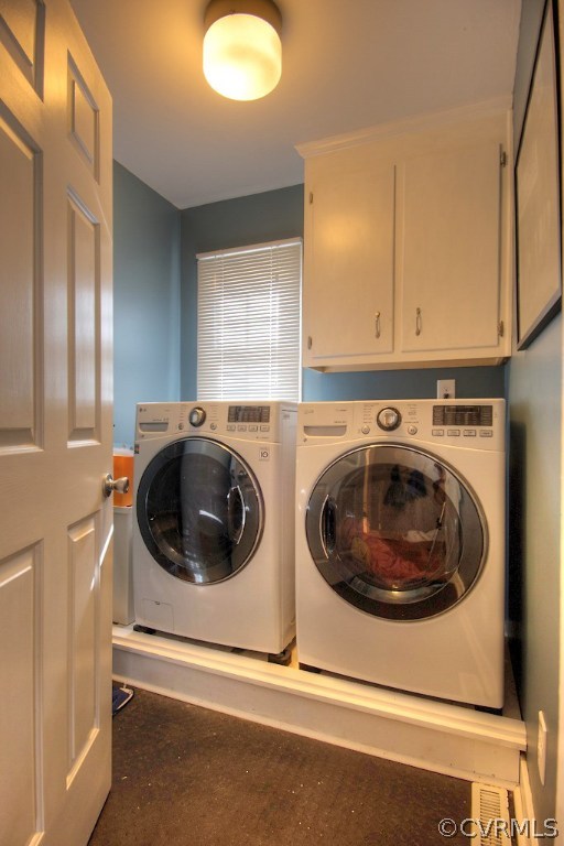 3121 East Brigstock Road Midlothian, VA 23113 - Photo 19 of 39 a utility room with dryer and washer