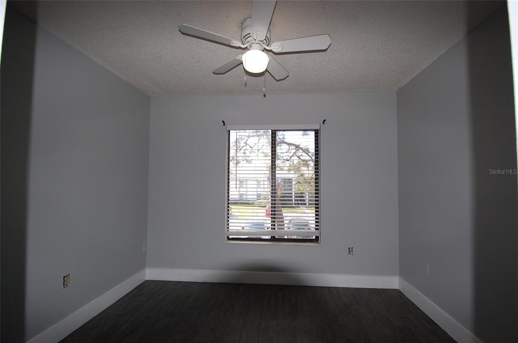 1258 Pine Ridge Circle West, Unit E2 Tarpon Springs, FL 34688 - Photo 13 of 28