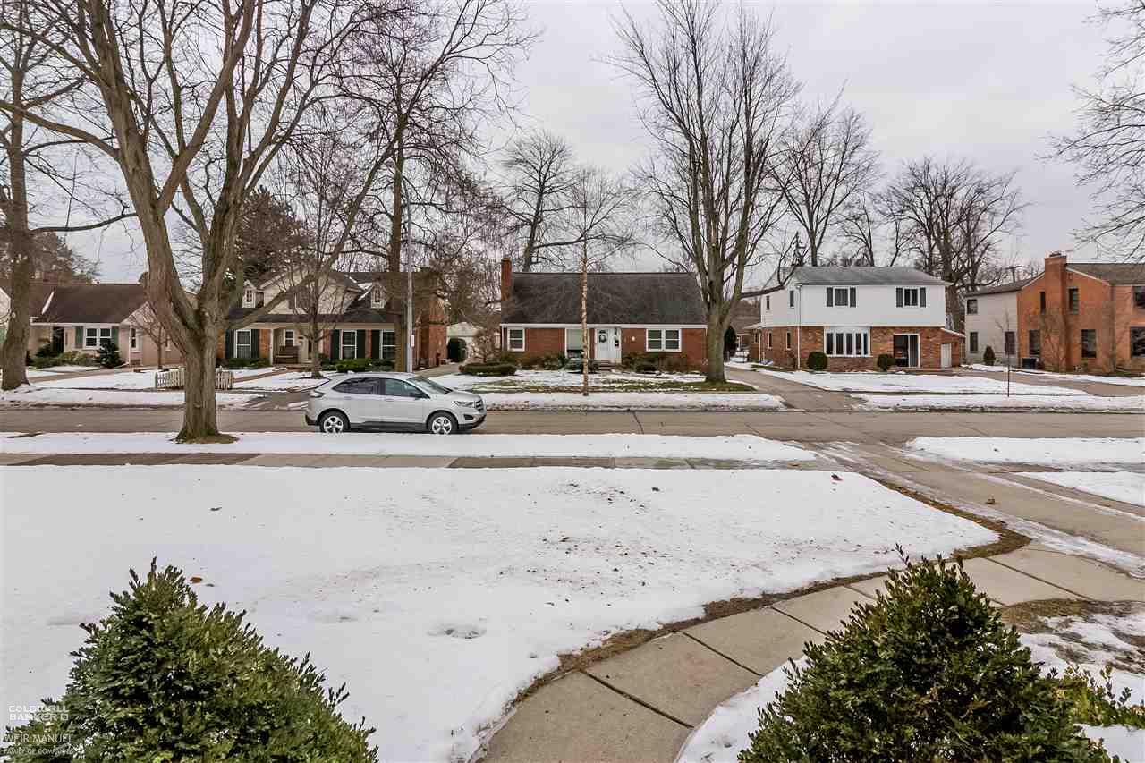1136 Hawthorne Road Grosse Pointe Woods, MI 48236 - Photo 33 of 36