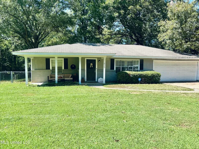 $1,800 | 525 Magnolia Road, Clinton, MS 39056