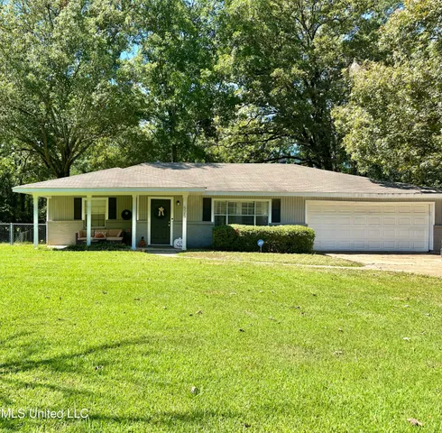 $1,800 | 525 Magnolia Road, Clinton, MS 39056