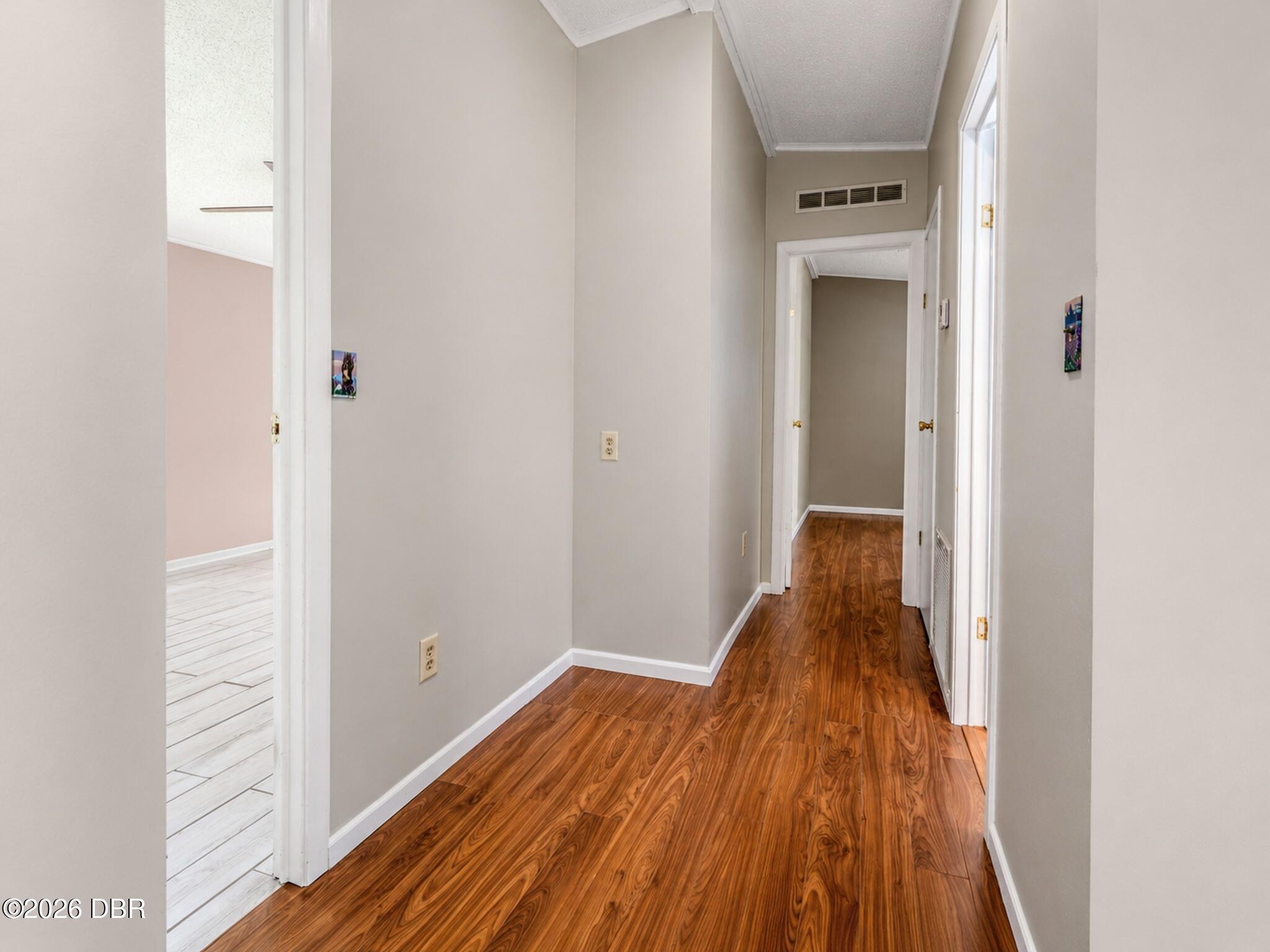 604 Topside Circle Edgewater, FL 32141 - Photo 16 of 38 Top Circle Realestate Interior11_MLS