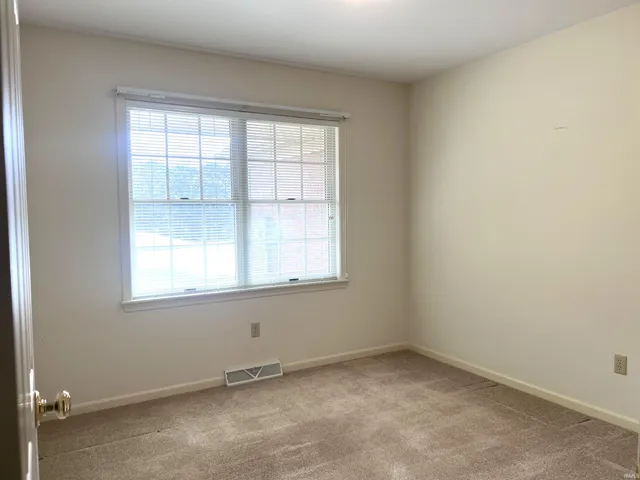 $195,000 | 1666 Edgebrooke Court, Goshen, IN 46528