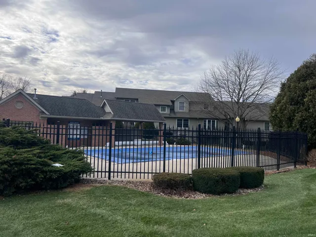 $195,000 | 1666 Edgebrooke Court, Goshen, IN 46528