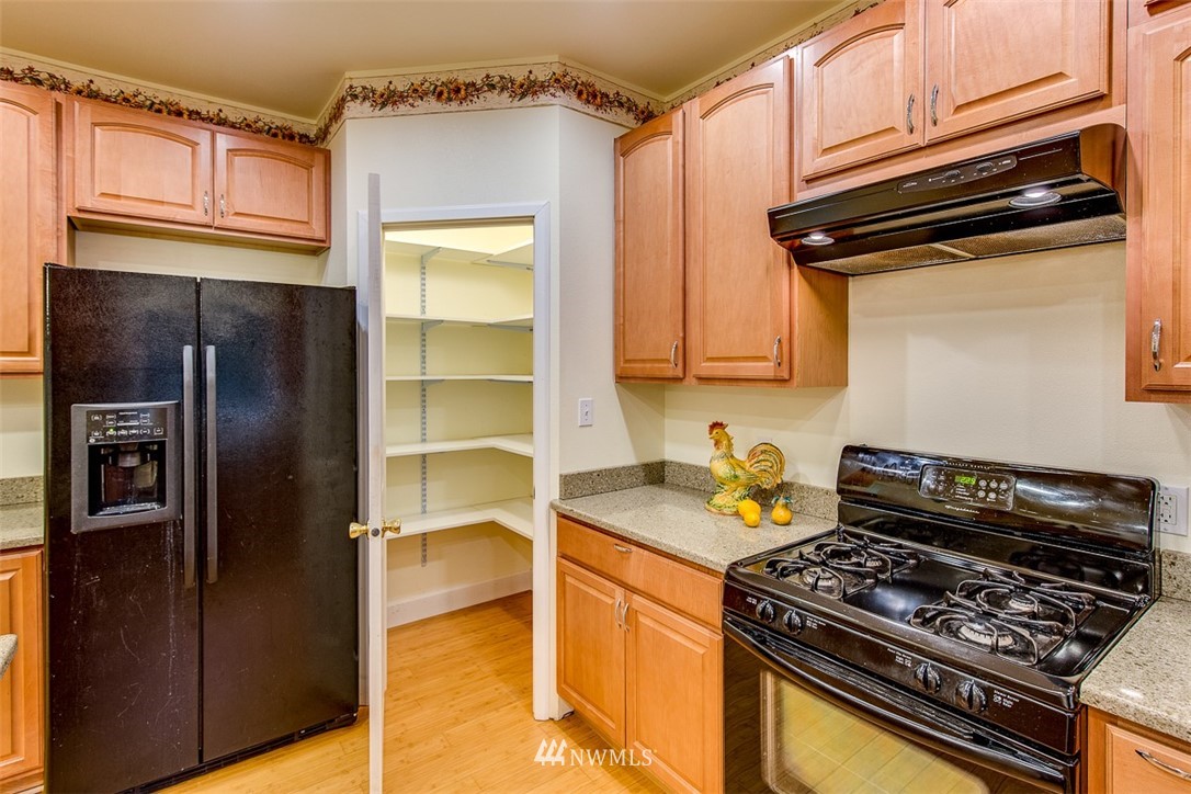 26153 Miller Bay Road Northeast Kingston, WA 98346 - Photo 12 of 25 Gallery Image 12