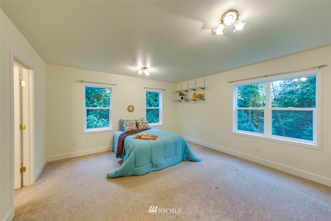 26153 Miller Bay Road Northeast Kingston, WA 98346 - Photo 19 of 25 Gallery Image 19
