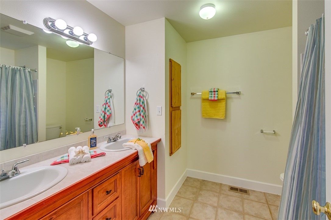 26153 Miller Bay Road Northeast Kingston, WA 98346 - Photo 20 of 25 Gallery Image 20