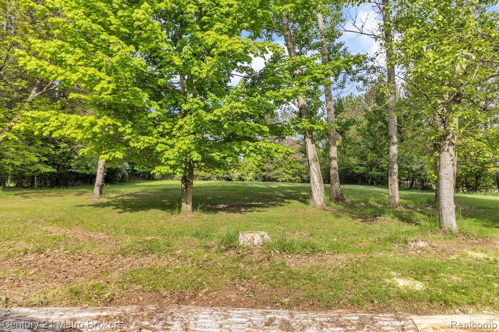 8381 North Washburn Road Columbiaville, MI 48421 - Photo 33 of 36