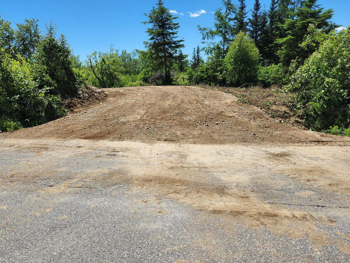 106 Kansas Road Milbridge, ME 04658 - Photo 2 of 7 126-3