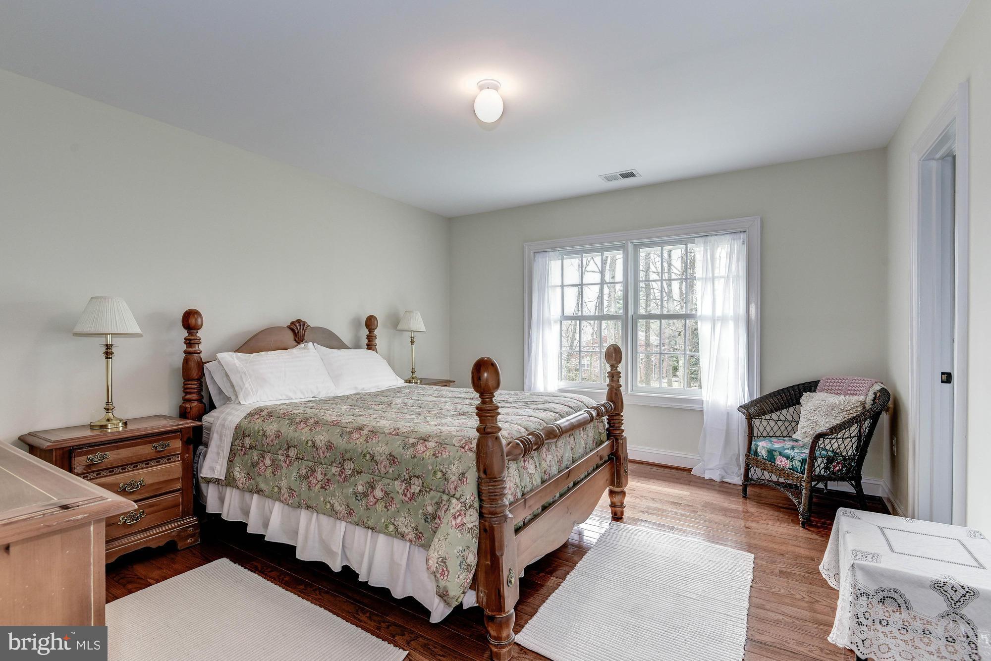 14511 Carrolton Road Rockville, MD 20853 - Photo 17 of 30 Guest Bedroom