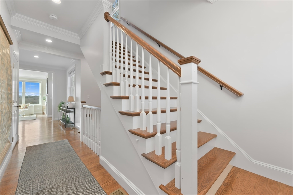 26 Crescent Road, Unit 1 Needham, MA 02494 - Photo 14 of 38