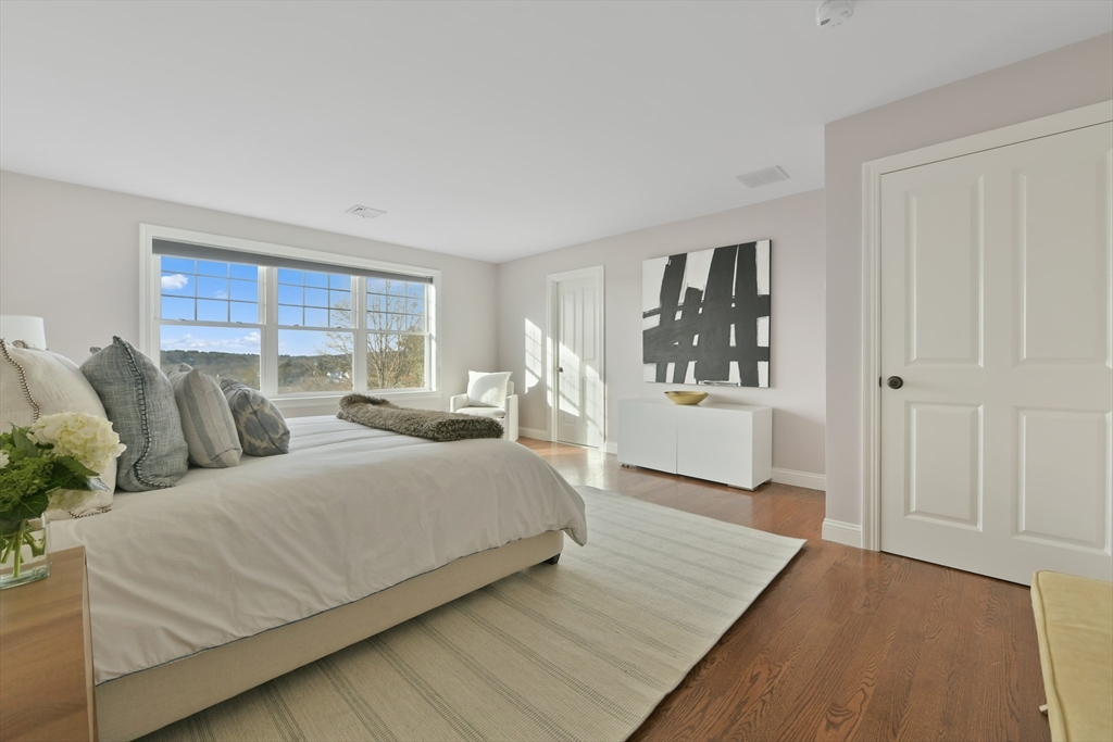 26 Crescent Road, Unit 1 Needham, MA 02494 - Photo 18 of 38