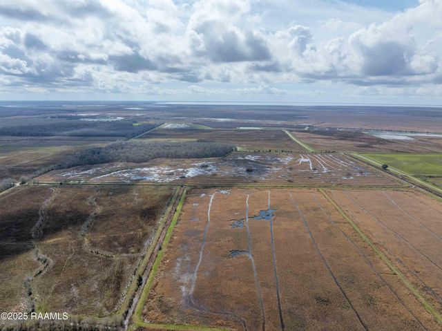 $200,000 | 3 Couvillion Road, Abbeville, LA 70510