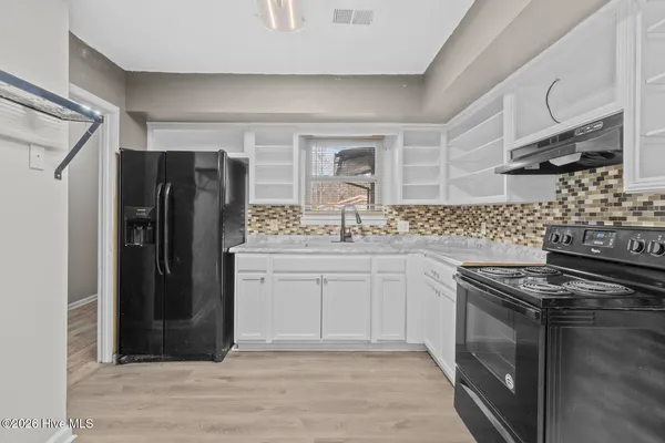 $221,500 | 107 Tanglewood Drive, Jacksonville, NC 28540