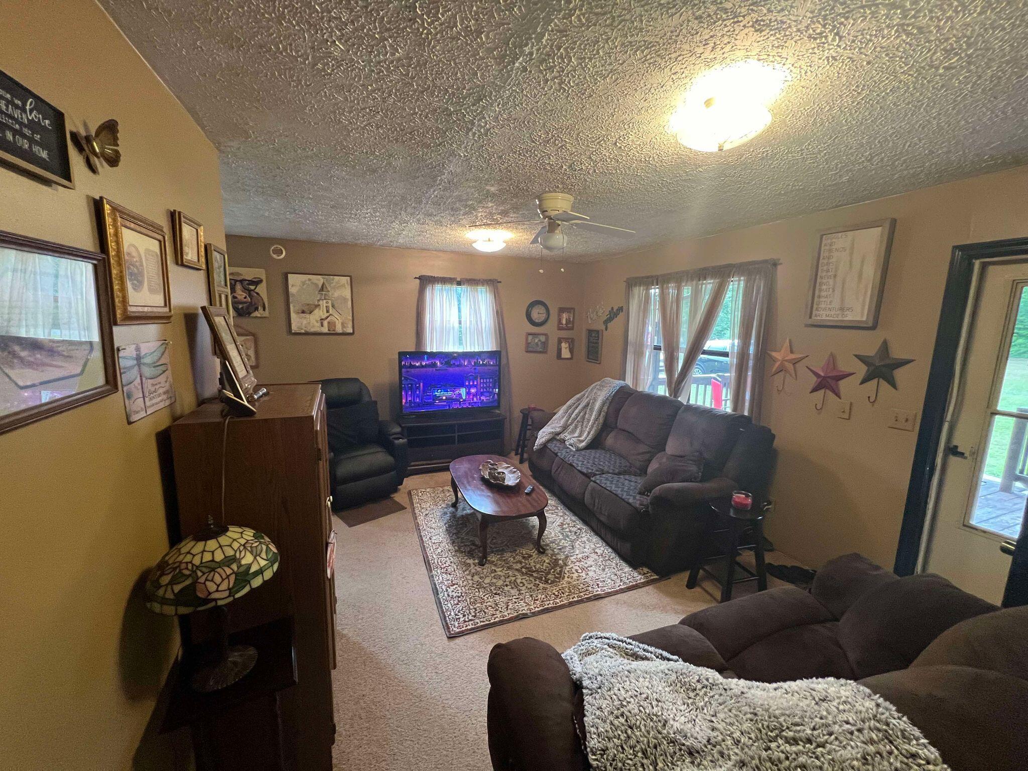 185 Thompson Road Dunlap, TN 37327 - Photo 10 of 25 living room