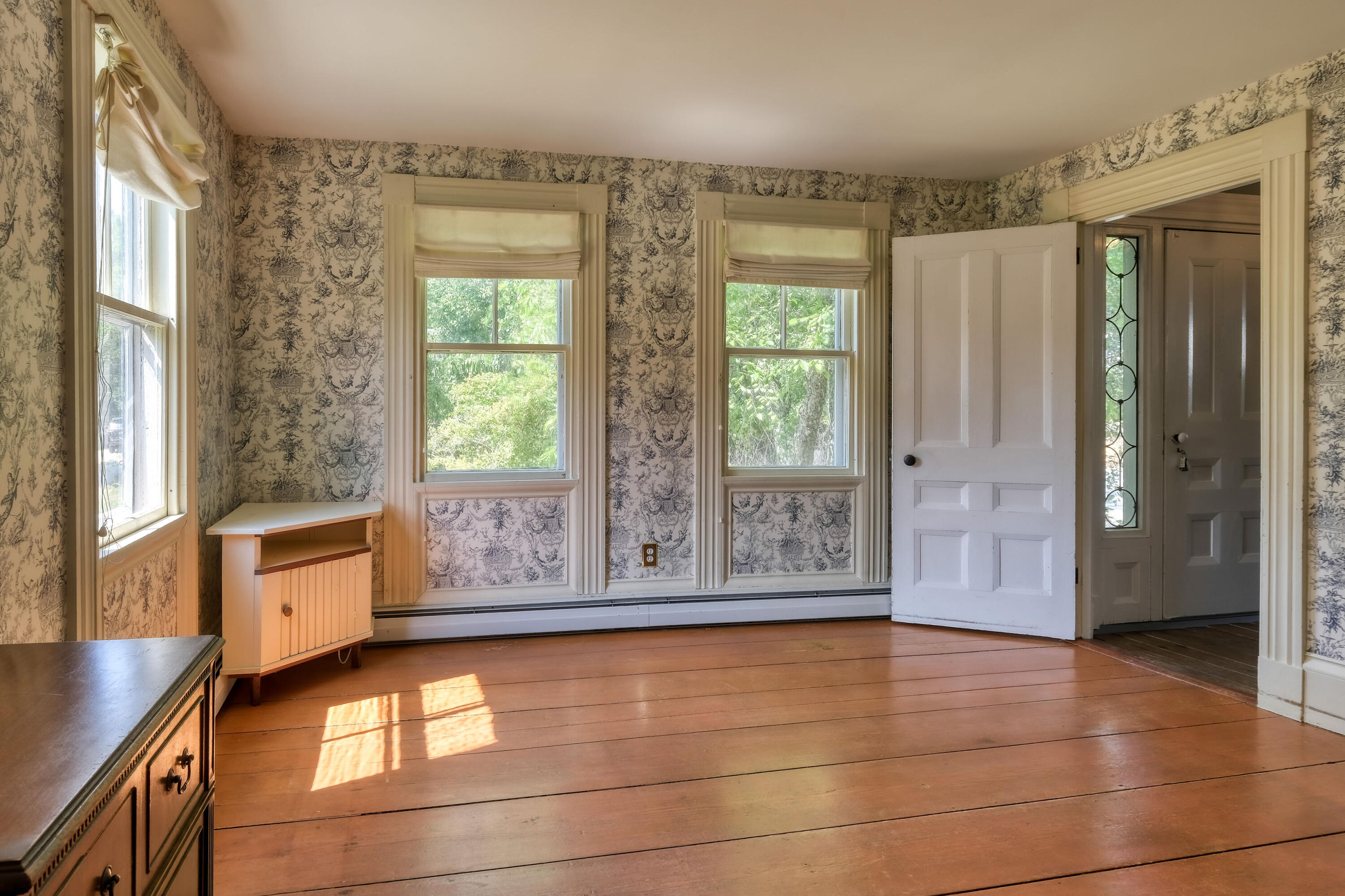 5 River Road Brooklin, ME 04616 - Photo 26 of 44 Living Room 1