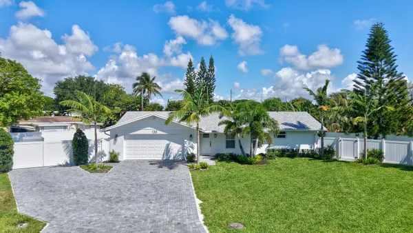 $7,900 | 135 Southeast 28th Court, Boynton Beach, FL 33435