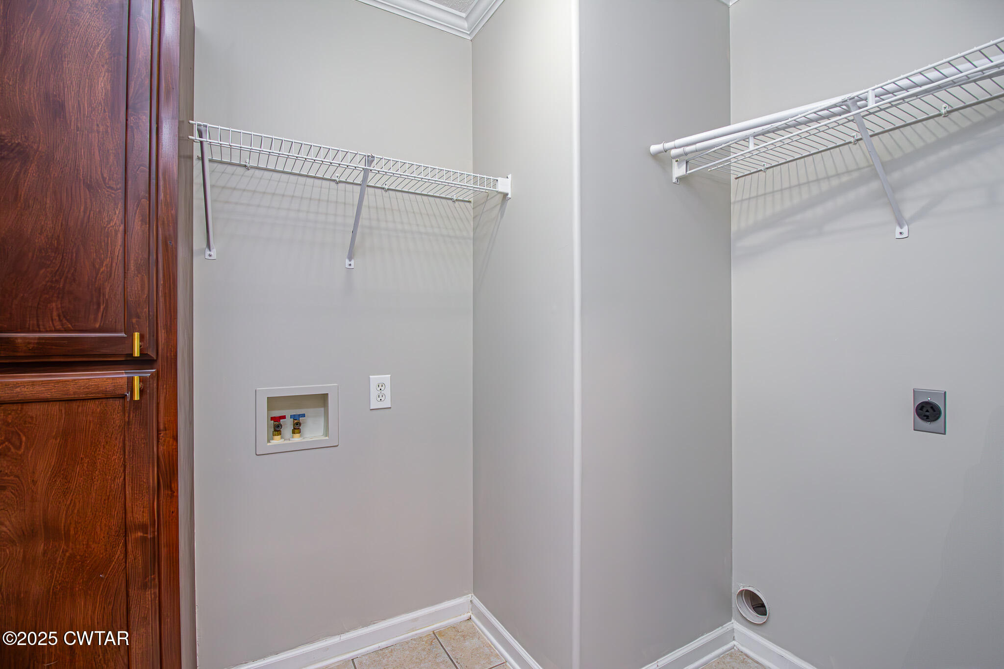 88 Rooker Drive Jackson, TN 38305 - Photo 12 of 20 a view of a door