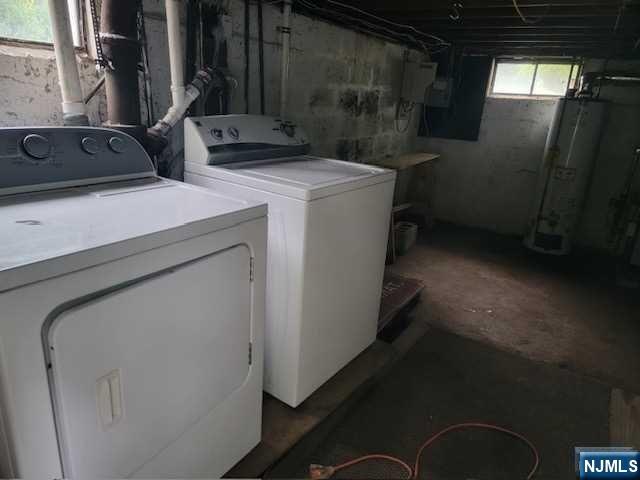 295 Lincoln Avenue Ridgewood, NJ 07450 - Photo 10 of 17 a utility room with dryer and washer