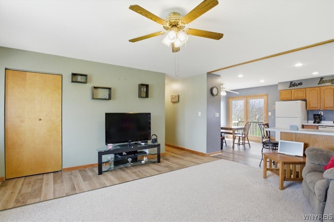 4256 Upper Mountain Road Cambria, NY 14132 - Photo 3 of 39