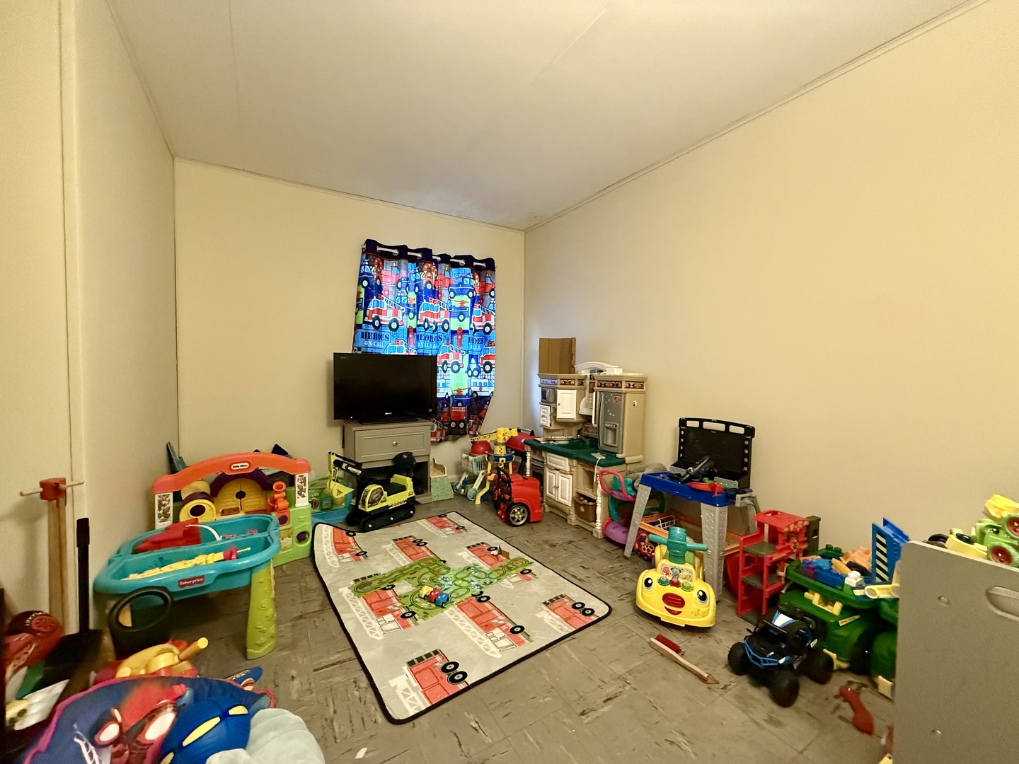 301 South Walnut Street Clinton, IL 61727 - Photo 13 of 25