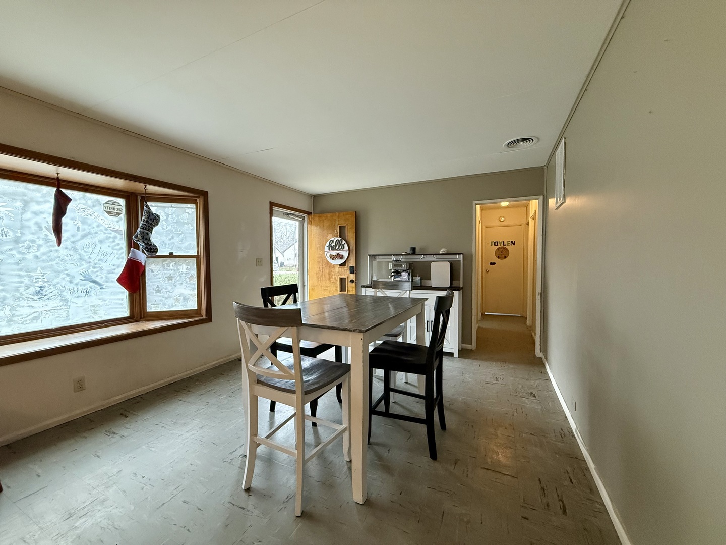 301 South Walnut Street Clinton, IL 61727 - Photo 2 of 25