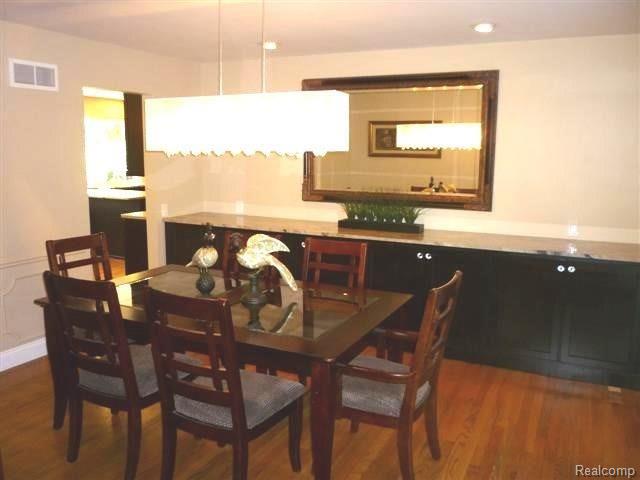 3224 Franklin Road Bloomfield Hills, MI 48302 - Photo 12 of 28 P1080785.JPG