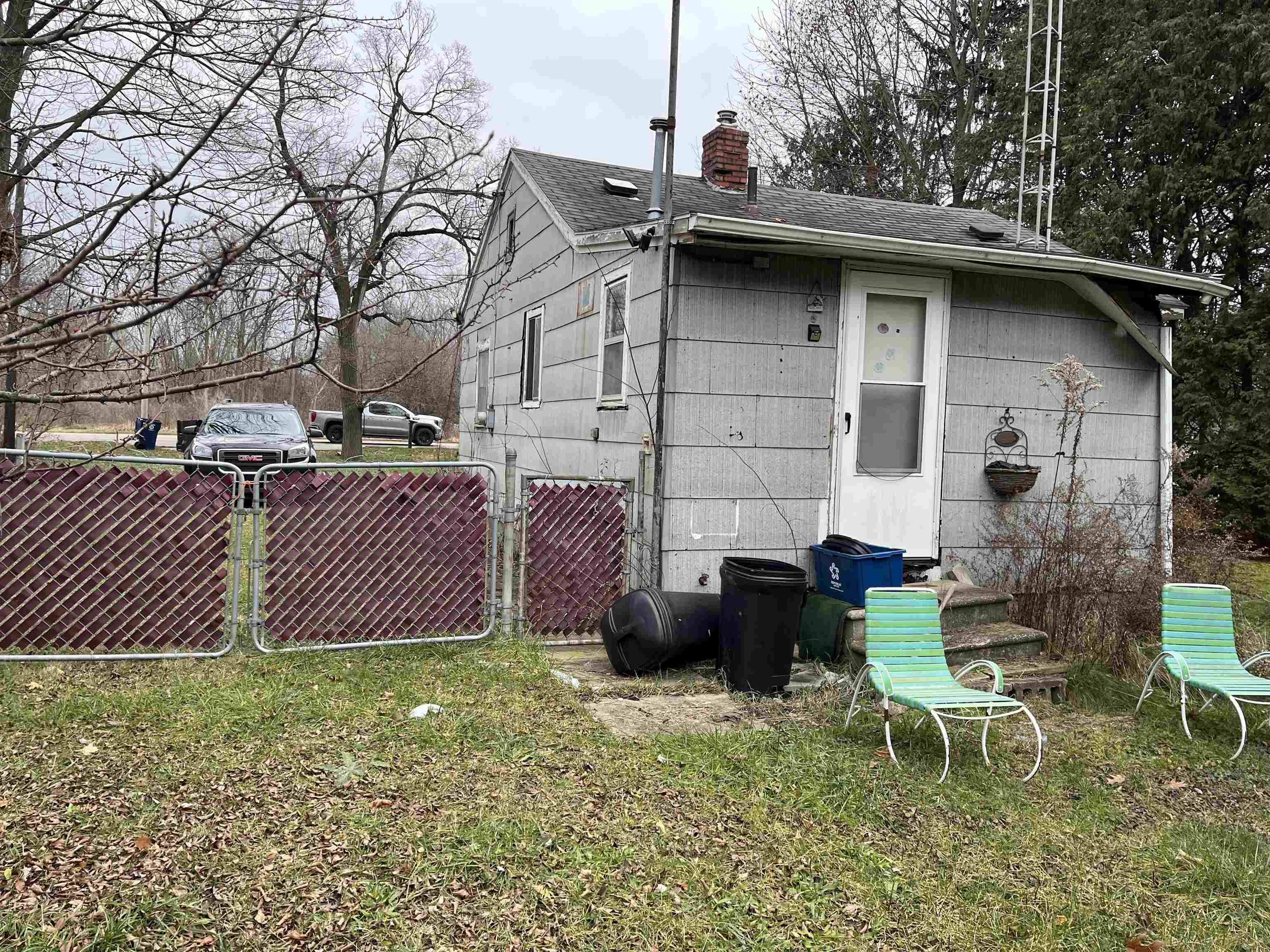 3435 North Center Road Flint, MI 48506 - Photo 4 of 7 50168876-d04ace2d-63fd-4604-a9ac-eb0c4f3e4e95.JPG