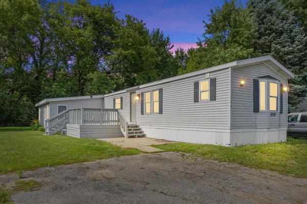 $69,900 | 8787 Country View Drive Northwest, Sparta, MI 49345