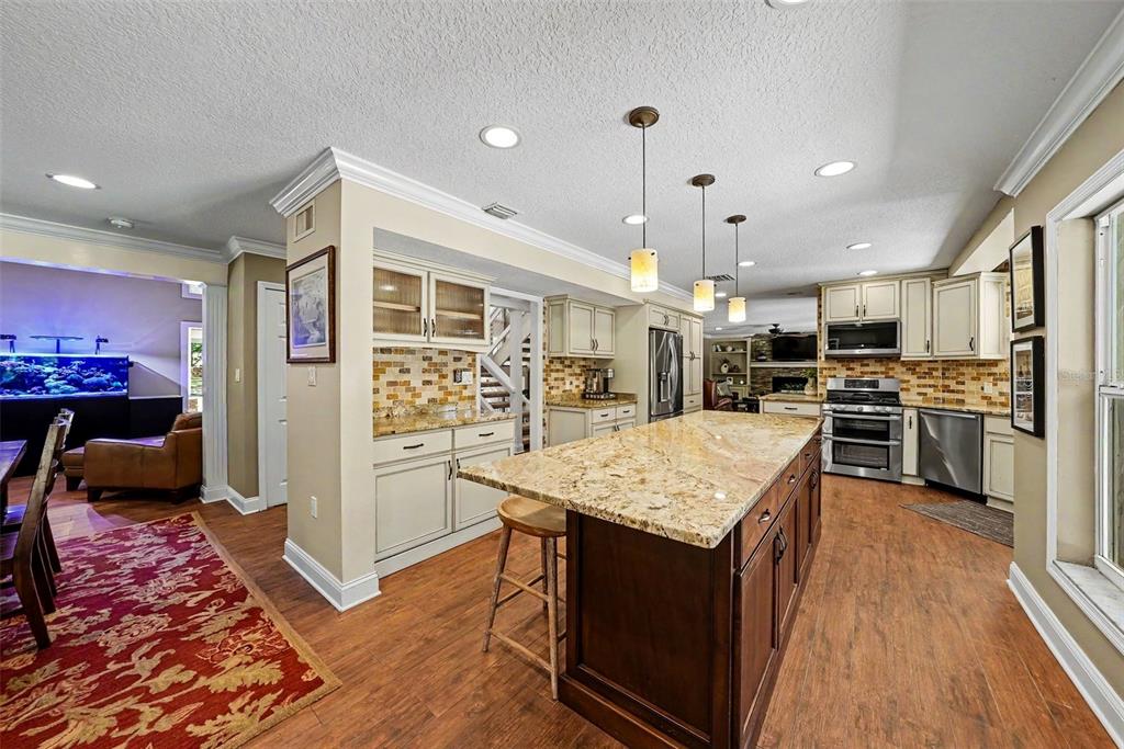 16502 Offenhaur Road Odessa, FL 33556 - Photo 16 of 54 Gallery Image 16