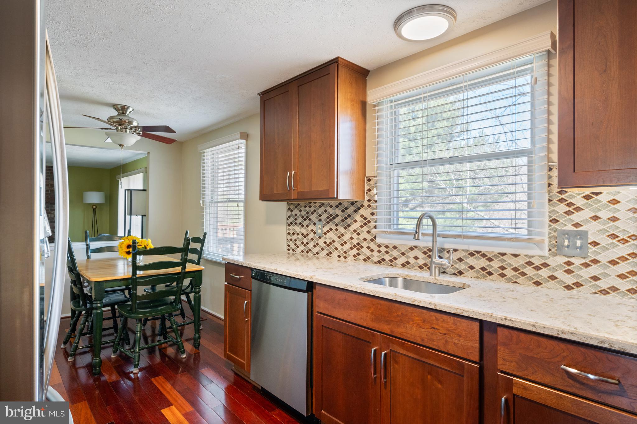 4401 Cub Run Road Chantilly, VA 20151 - Photo 20 of 60 KITCHEN 4