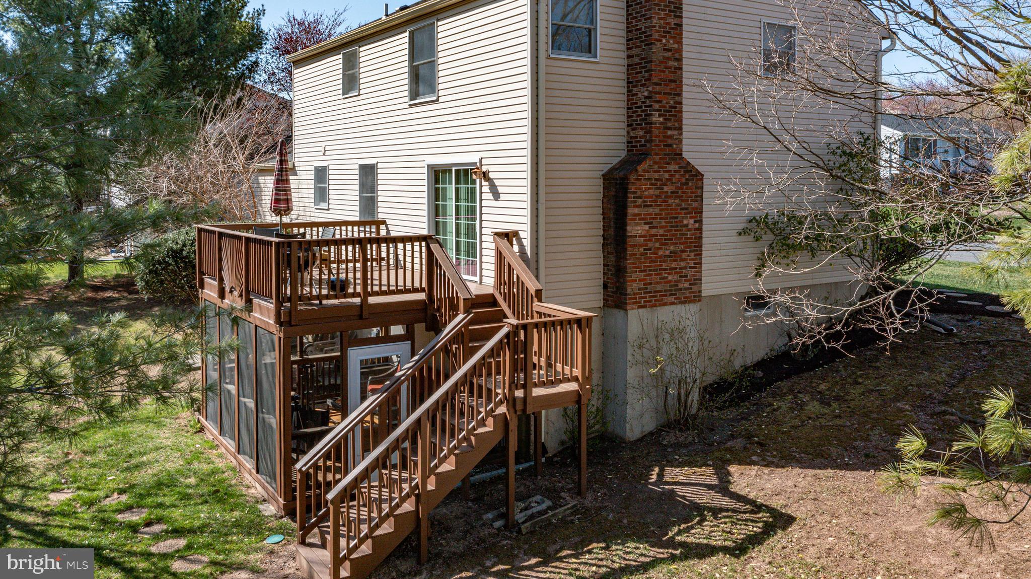 4401 Cub Run Road Chantilly, VA 20151 - Photo 4 of 60 a view of a house with backyard and deck
