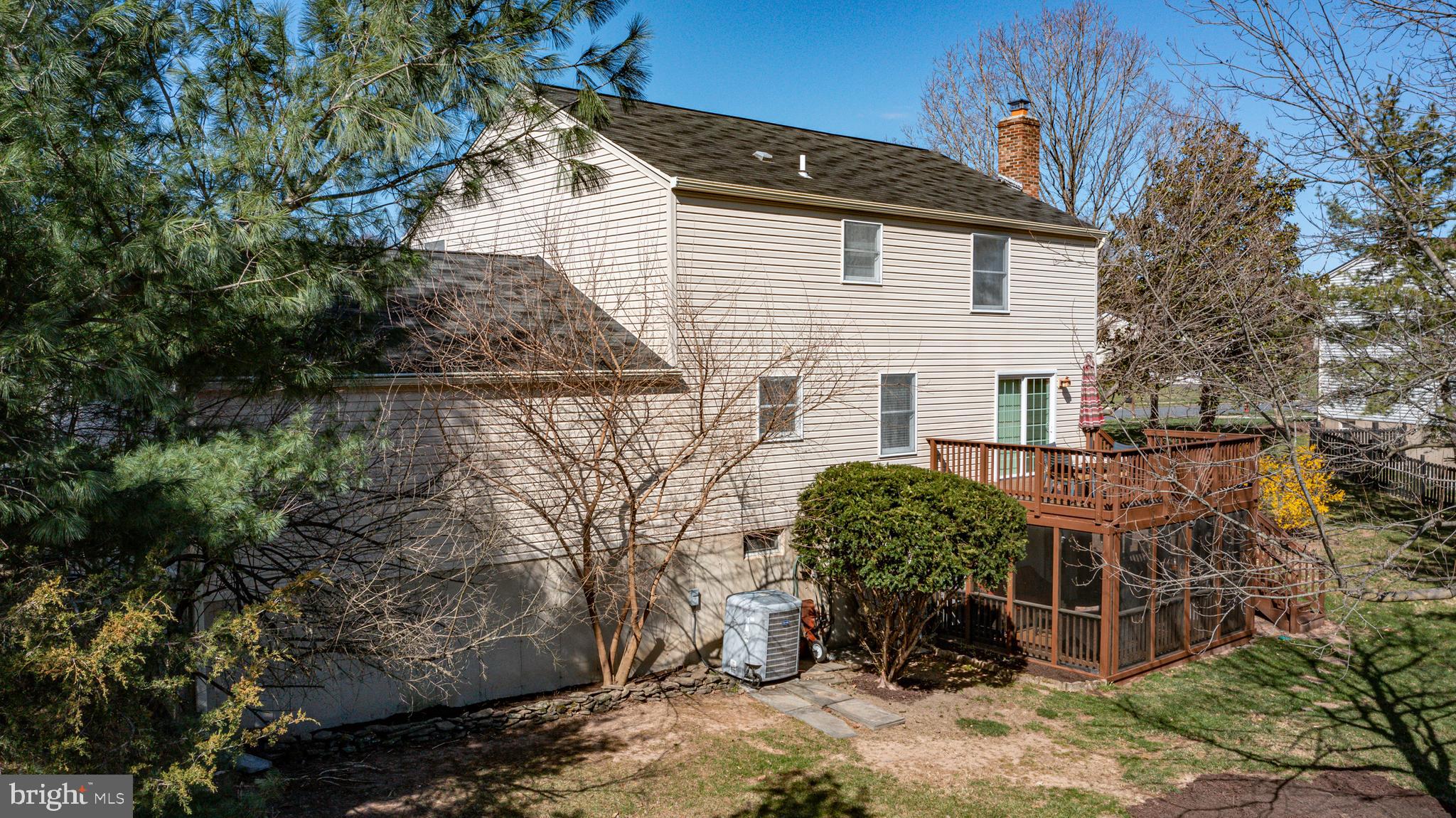 4401 Cub Run Road Chantilly, VA 20151 - Photo 6 of 60 a view of a house with a yard