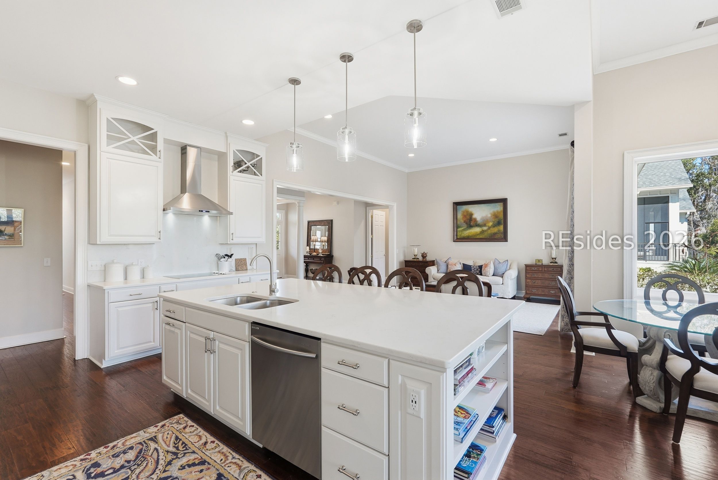 11 Hunting Court Bluffton, SC 29910 - Photo 15 of 56 Updated Kitchen
