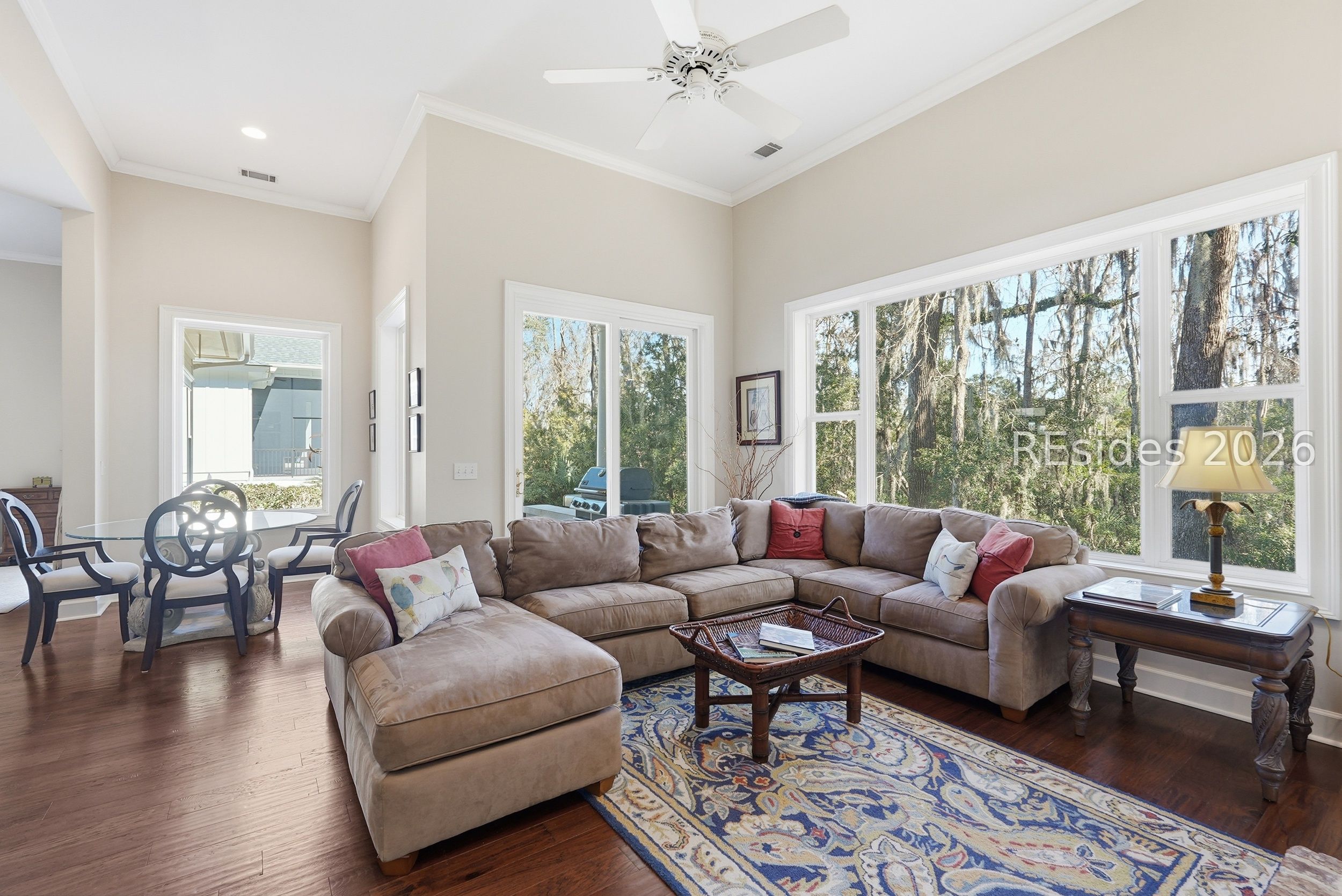 11 Hunting Court Bluffton, SC 29910 - Photo 19 of 56 Family room