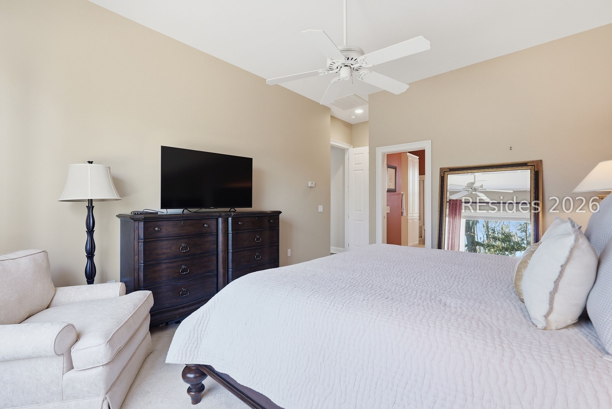 11 Hunting Court Bluffton, SC 29910 - Photo 23 of 56 Primary Bedroom