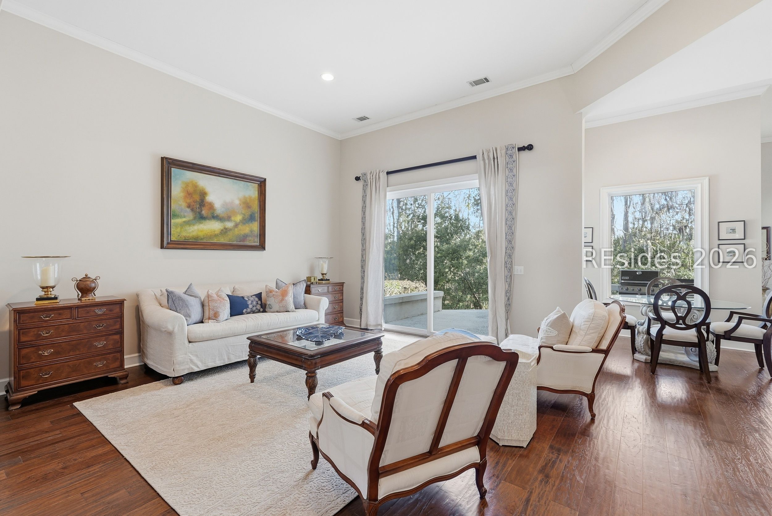 11 Hunting Court Bluffton, SC 29910 - Photo 10 of 56 Great room
