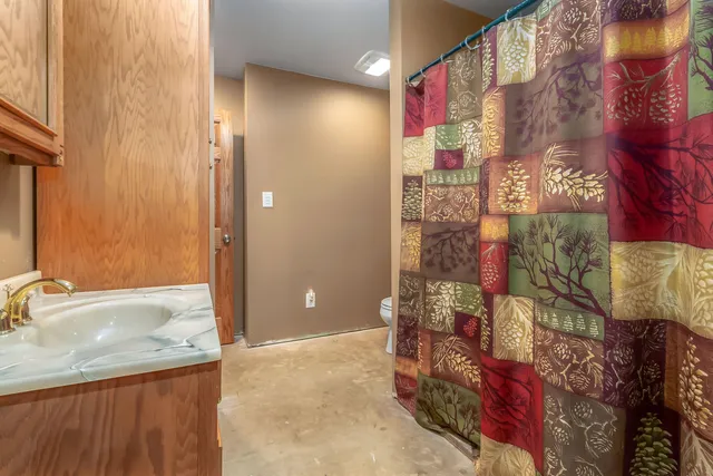 $645,900 | 3553 Alpine Court, Hillsdale, MI 49242