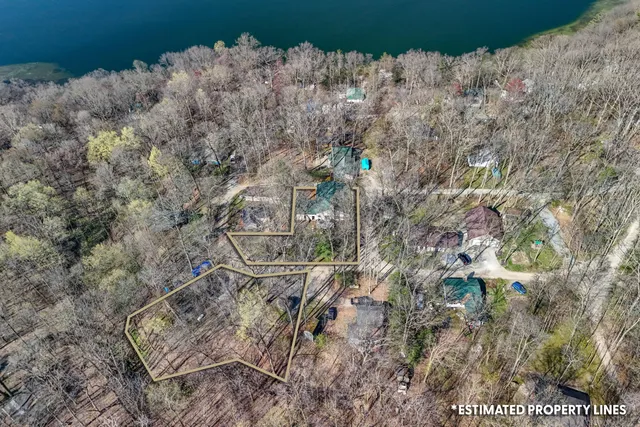 $645,900 | 3553 Alpine Court, Hillsdale, MI 49242