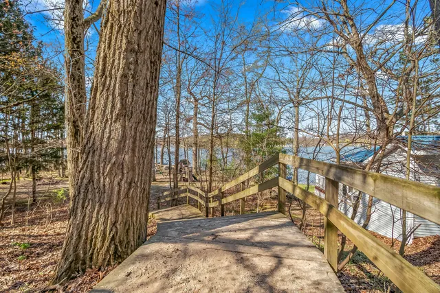 $645,900 | 3553 Alpine Court, Hillsdale, MI 49242