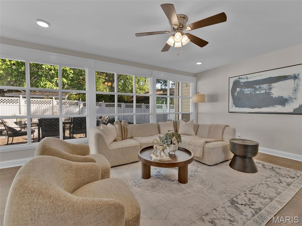 1154 South Berry Road Webster Groves, MO 63119 - Photo 16 of 27 Gallery Image 16