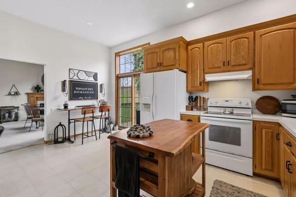 $409,900 | 4637 Aspen Ridge Circle, Eagan, MN 55122