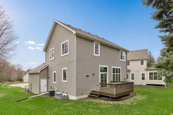 $409,900 | 4637 Aspen Ridge Circle, Eagan, MN 55122