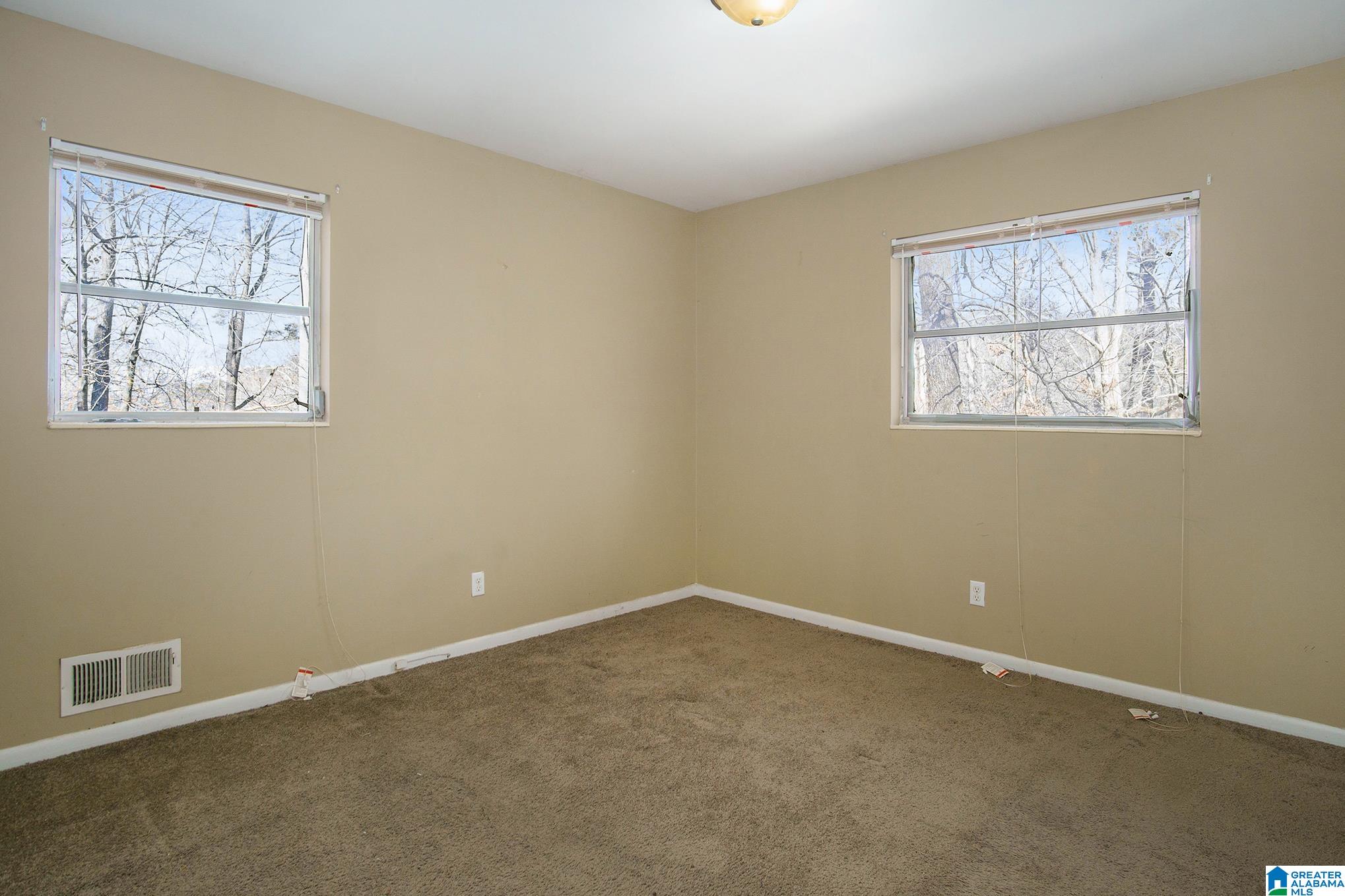 1009 Springview Street Birmingham, AL 35215 - Photo 15 of 25