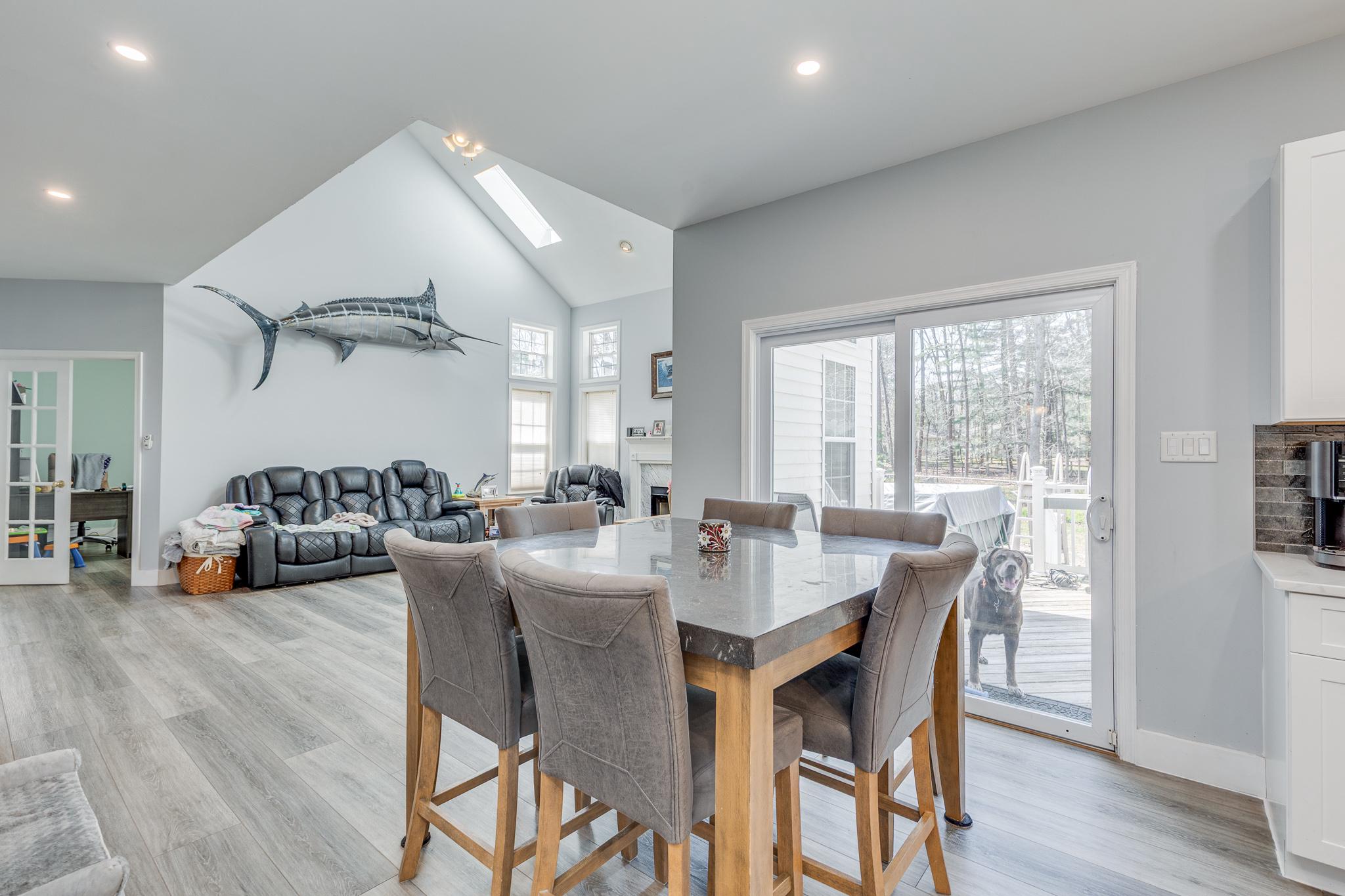 420 Tuckerton Road Medford, NJ 08055 - Photo 16 of 47 Bright and airy eating retreat.