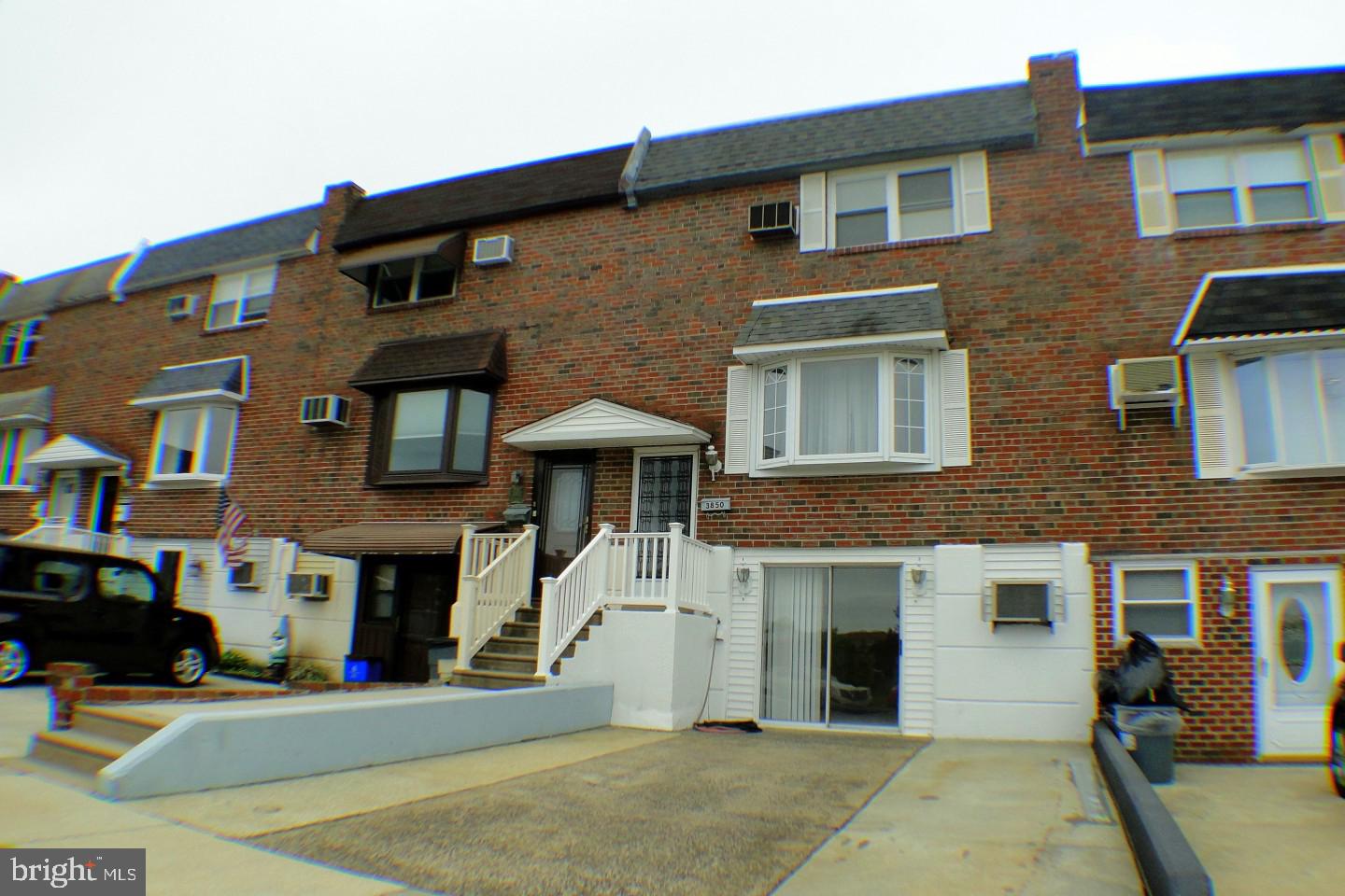 3850 Salina Road Philadelphia, PA 19154 - Photo 3 of 31 Gallery Image 3