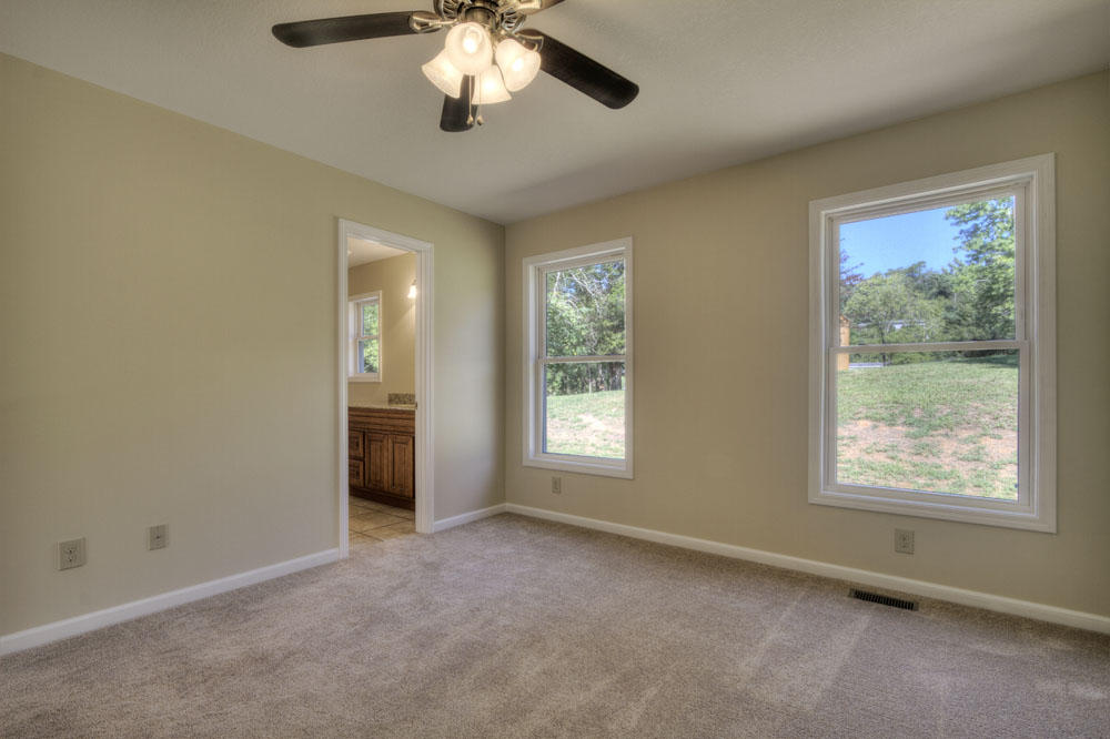 7210 Loudon Ridge Road Lenoir City, TN 37771 - Photo 14 of 24 Master Bedroom